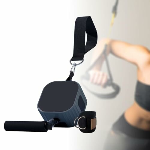 Trainingsgerät mit Griff und Gurt